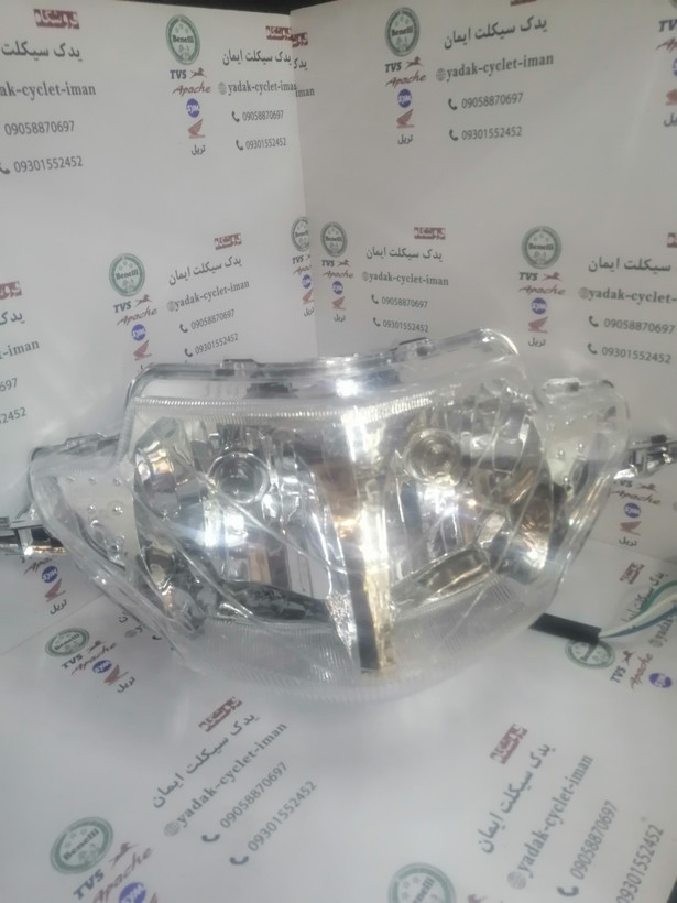 بلوری جلو (کله چراغ کامل) موتور پیشرو پیام